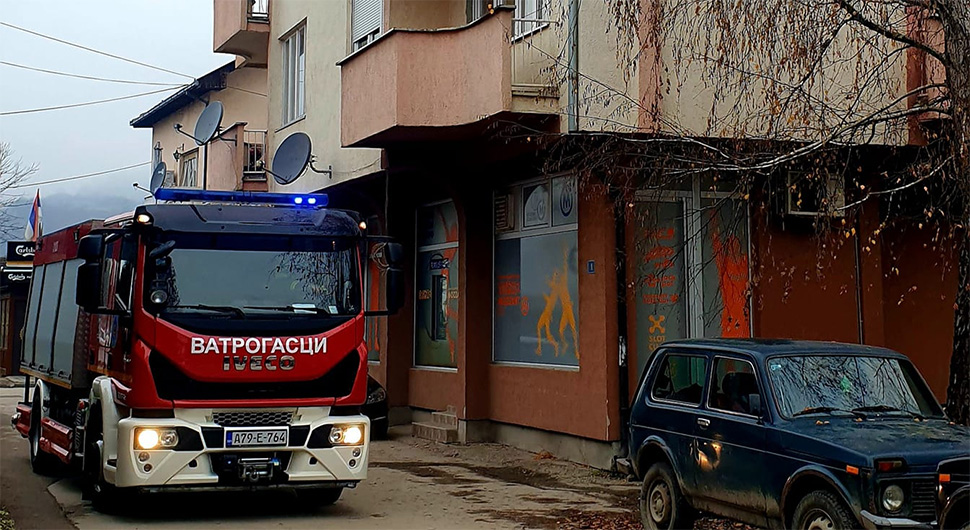 POŽAR U BRATUNCU Brzom intervencijom spriječeno dalje širenje vatre