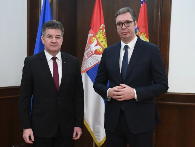 Lajčak o posjeti Beogradu i Prištini: Ispuniti obaveze iz dijaloga, nastavićemo razgovore (FOTO)