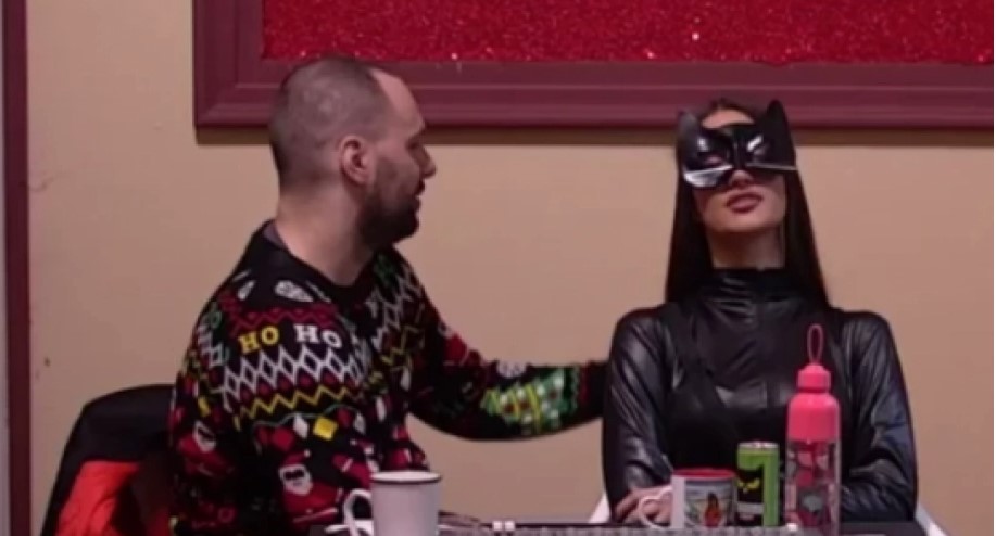 ANĐELA ĐURIČIĆ PALA NA ZVEZDANA SLAVNIĆA! Crnogorka priznala sve: "Dobio si priliku da ispraviš odnose" (VIDEO)