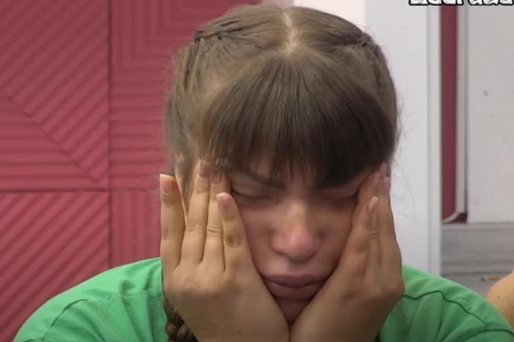 PRE 4 MJESECA SE BORILA ZA ŽIVOT, A SAD IDE OPET NA OPERACIJU Marija van sebe nakon što joj je Miljana otkrila ovo