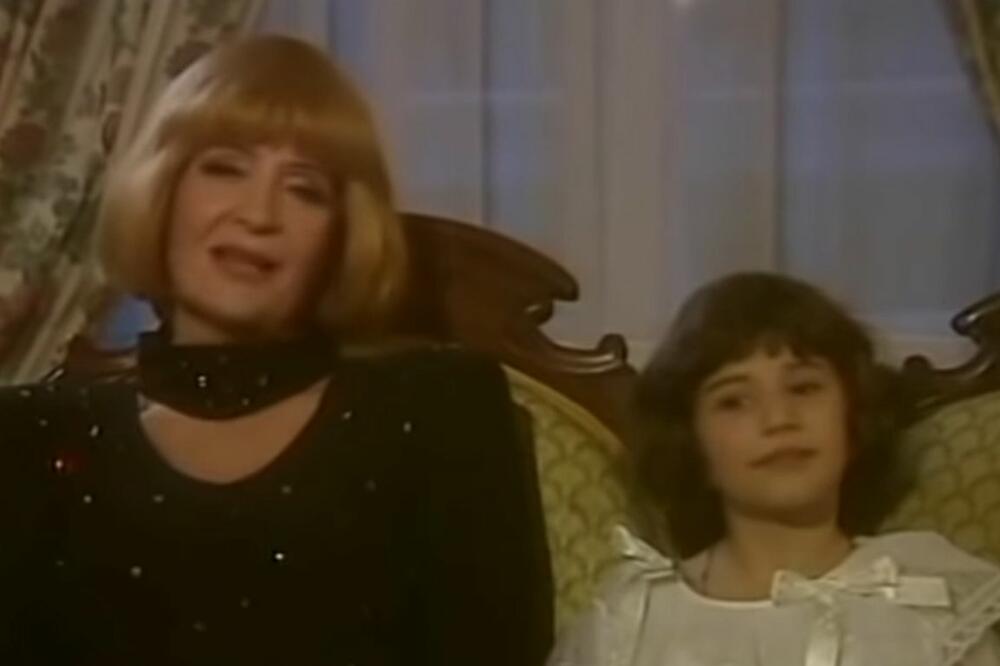 SVI JE ZNAMO KAO "NASLEDNICU" IZ SPOTA LEPE LUKIĆ Predviđali su joj veliki uspjeh, a evo čime se danas bavi