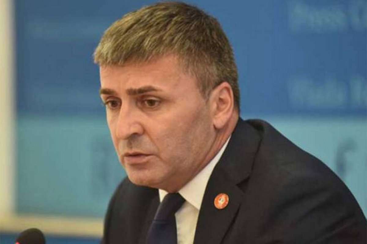 PRAVOVREMENO DJELOVANJE NADLEŽNIH ORGANA Novitović: "Drina se postepeno povlači iz zaplavljenih naselja"