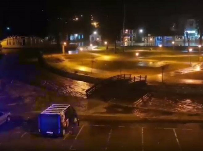 POPLAVE I U SRBIJI Grabovica poplavila objekte u Sjenici