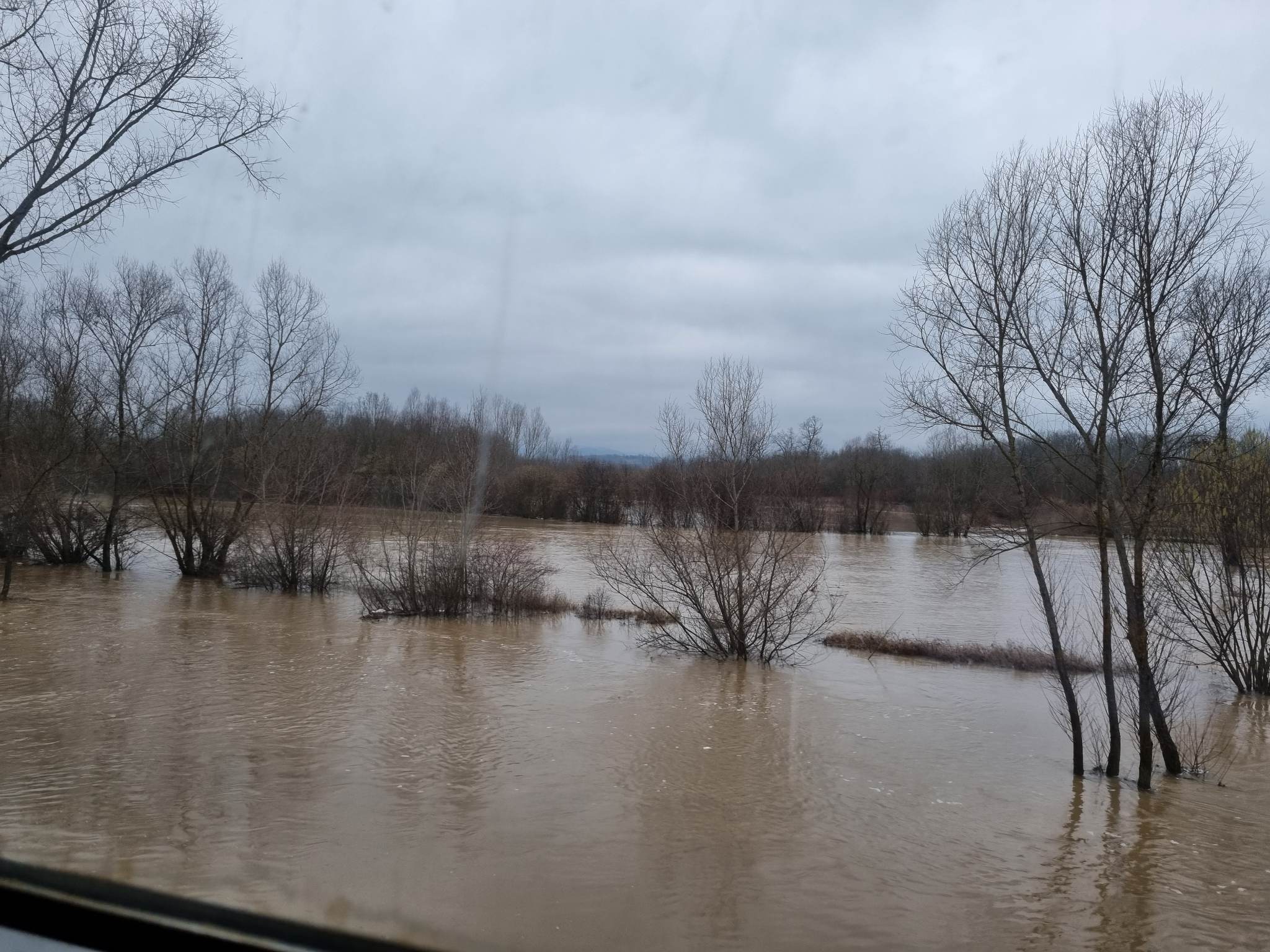 OBLINE PADAVINE Raste vodostaj rijeka u Crnoj Gori: Morača za 16 sati narasla skoro osam metara