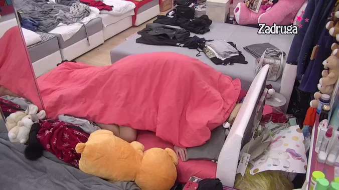 SIJEVAJU GOLE ZADNJICE! Anita i Matora u žestokoj akciji, sve se trese (VIDEO 18+)