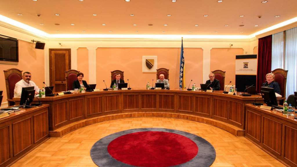 SRAMOTNO! Ustavni sud BiH osporio Izborni zakon Srpske
