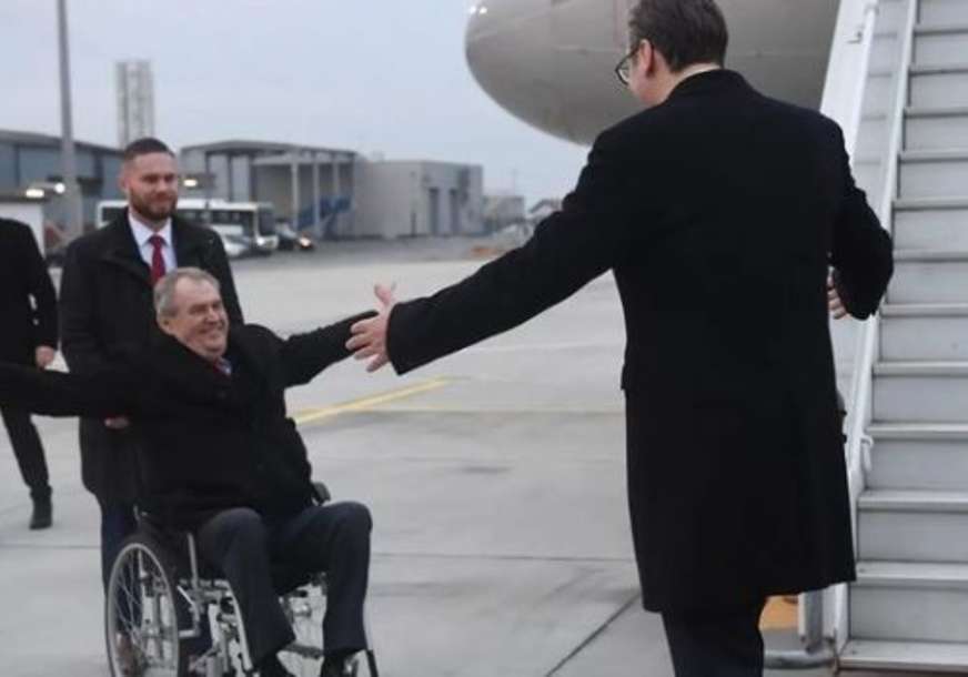 "ISKRENI PRIJATELJ SRBIJE" Vučić dočekao predsjednika Češke Miloša Zemana (FOTO)