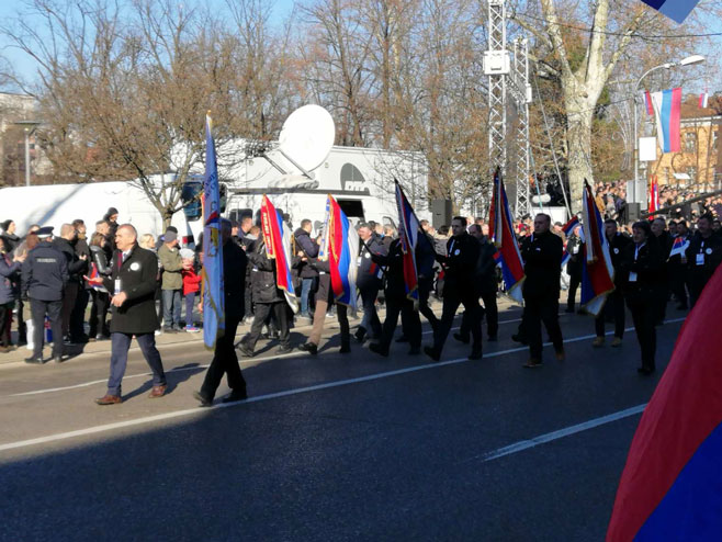 SUTRA NAJAVLJEN SKUP U SARAJEVU Bošnjačka ratna udruženja okupljaju se protiv Dana Republike Srpske