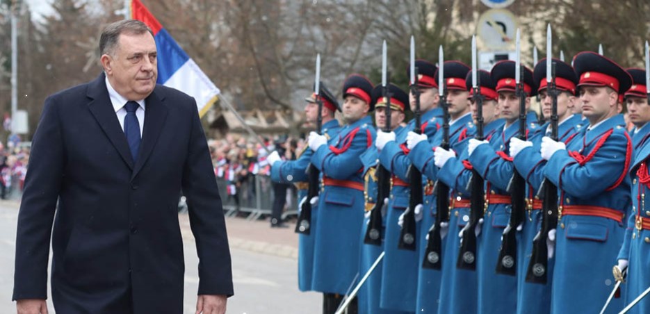 SVEČANI DEFILE U ISTOČNOM SARAJEVU Dodik: "Srpskoj dobrodošao svako ko želi mir"