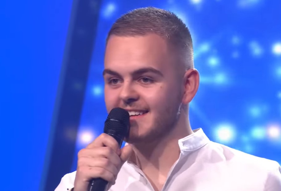 PRVI NASTUP U "ZVEZDAMA GRANDA", PA SJAJAN! Dejan Dačević iz Čajniča za prvu pjesmu dobio nevjerovatnih 7 glasova