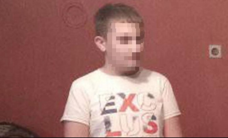 DETALJI TRAGEDIJE U KOJOJ JE POGINUO SIN JEDINAC Bahati vozač dijete zgazio ispred kuće! Na istom mjestu udes imao i njegov otac!