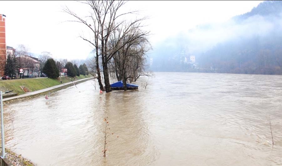 VODOSTAJ RIJEKE DRINE 500 CENTIMETARA Proglašena vanredna odbrana od poplava na području Semberije