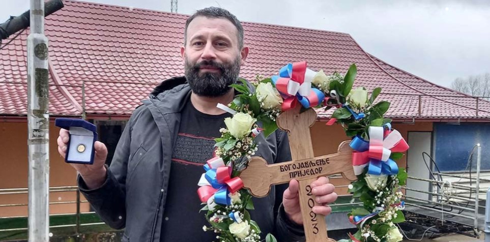Duško Kaurin osvojio časni krst i zlatnik u Prijedoru