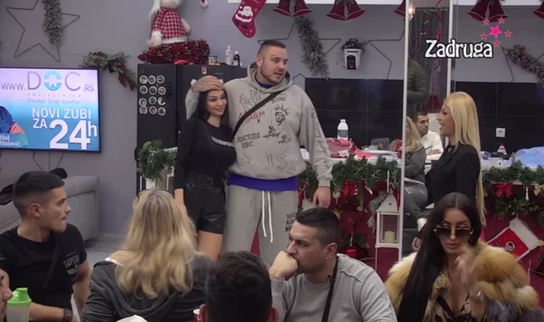 "MAJA JE KAO ČIVAVA, KOD KOGA JE OSTAVIŠ, TAJ JOJ JE GAZDA" Car govorio o odnosu sa Janjušem pa omalovažavao djevojke u Zadruzi (VIDEO)
