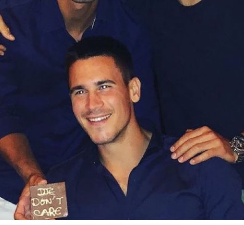 PRIPADNICE LJEPŠEG POLA ZANIJEMILE Skinuo se Marko Đoković (FOTO)
