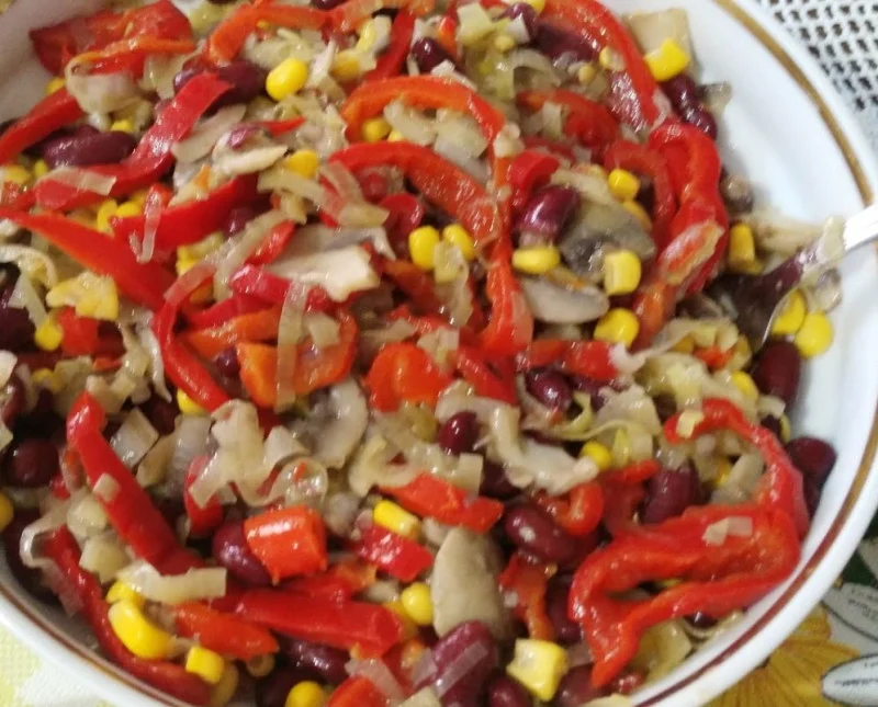 UKUSNIJA I OD GLAVNOG JELA Meksička salata za prste polizati