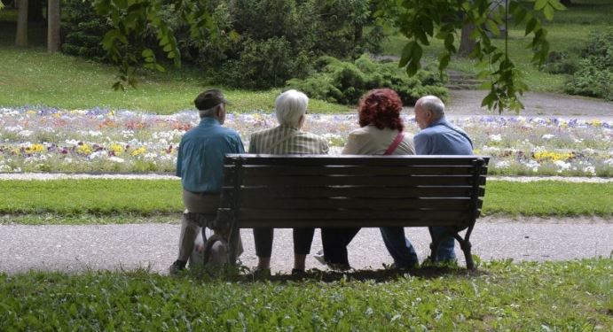 "ETO, DA NE BUDE DA VAS NISAM UPOZORIO" Muškarac  iz Bijeljine zbog male penzije PRIJETIO radnicama da će ih ubiti