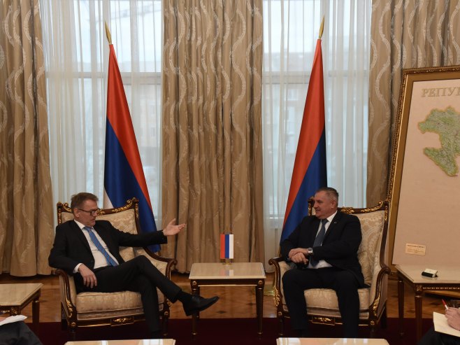 "PRIORITET VLADE RS EKONOMSKI RAZVOJ" Višković se sastao sa ambasadorom Norveške u BiH u Banjaluci