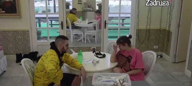 TO JE TAJ MENTALNI SPOJ: Zola očitao lekciju Miljani za ponašanje sa Bebicom! Ovo joj zamjera! (VIDEO)