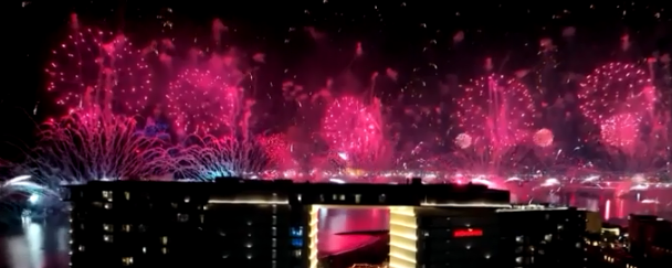 NOVA, 2023. GODINA, DOČEKANA SPEKTAKULARNO Ruski kosmonauti, 600 dronova u Emiratima, hiljade na trgovima (VIDEO)