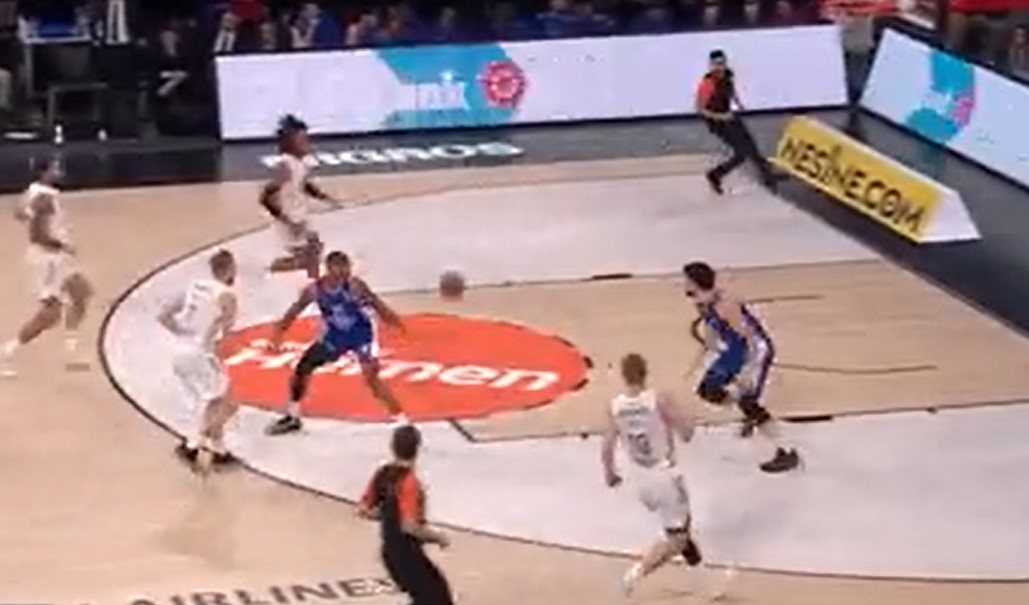 Šok za Turke – Bajern srušio Efes, usred Istanbula!