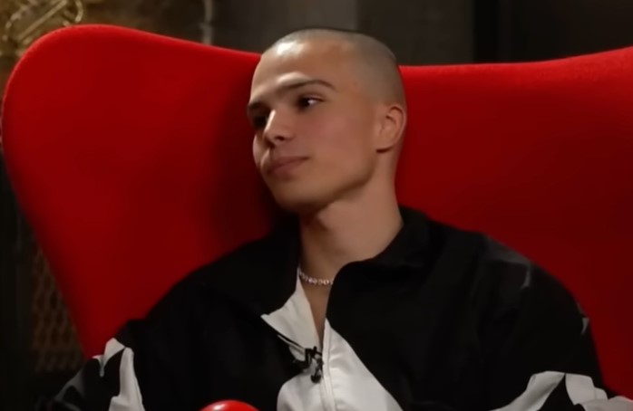 INCIDENT NA FESTIVALU PIVA Na Vojaža bacali čaše i limenke: Reper prekinuo nastup