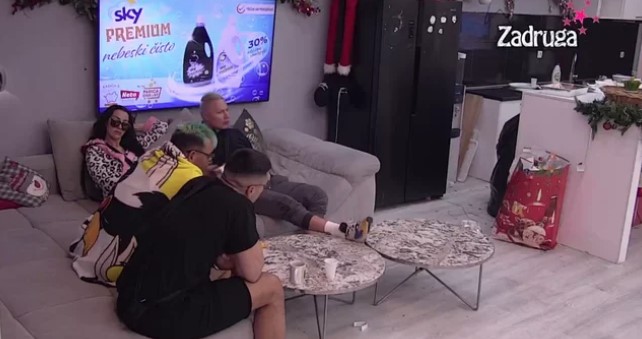OPLELI PO VIŠESTRUKOJ POBJEDNICI! Neca i Brendon udarili na higijenu Jelene Golubović! (VIDEO)