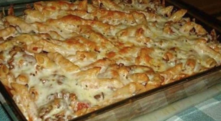VEČERA ZA GURMANE Zapečene makarone sa mljevenim mesom i šampinjonima