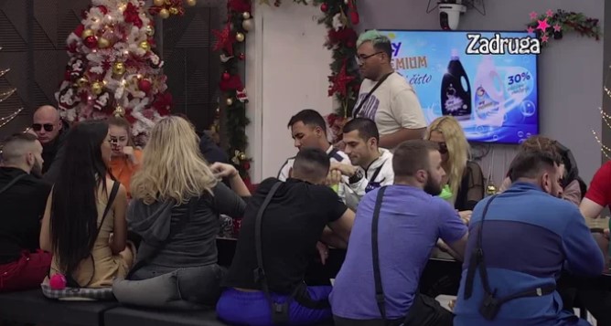 "JEDE, J*BE, SPAVA I MAFIJA!" Neca udario Cara u bolnu tačku, proglasio ga najdosadnijim, pa odmah upalio njega i Maju! (VIDEO)