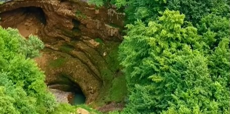 DA LI STE ČULI ZA NJIH? Dacešin otkriva deset najmisterioznijih mjesta u BiH (VIDEO)