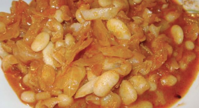 PRIJEDLOG ZA RUČAK Posno jelo od pasulja i kiselog kupusa