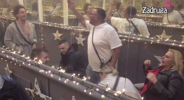 "JEDNA JE MILJANA KULIĆ!" Bebicu stigla realnost, pa se slomio uz Labunskog i numeru "Ti ne ličiš ni na jednu!" (VIDEO)