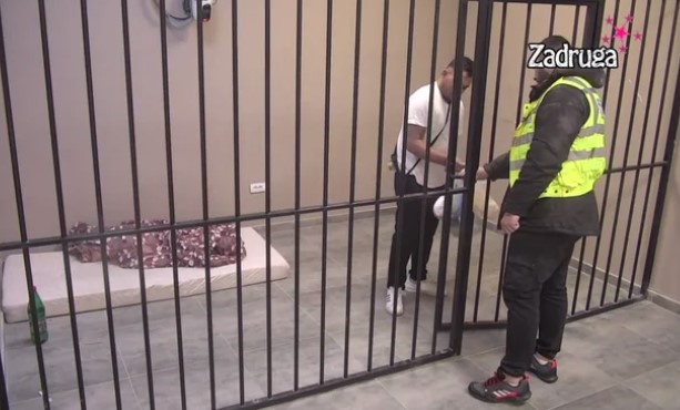 JEDVA DOČEKAO! Peca napustio zatvor nakon sukoba sa Carem! Kako li će reagovati Filip kad ga vidi?! (VIDEO)
