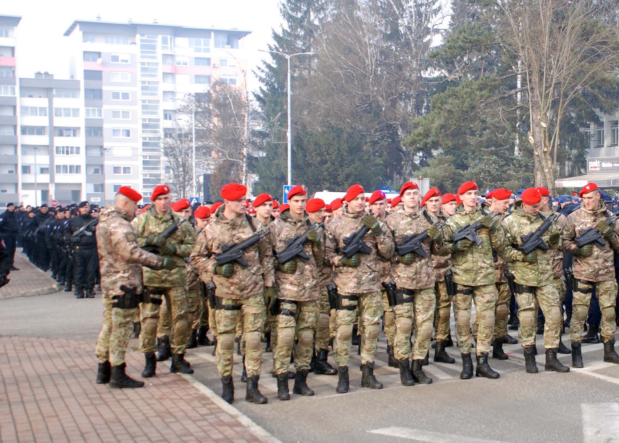 USPJEŠNO IZVEDENA PROBA SVEČANOG DEFILEA MUP-a SRPSKE