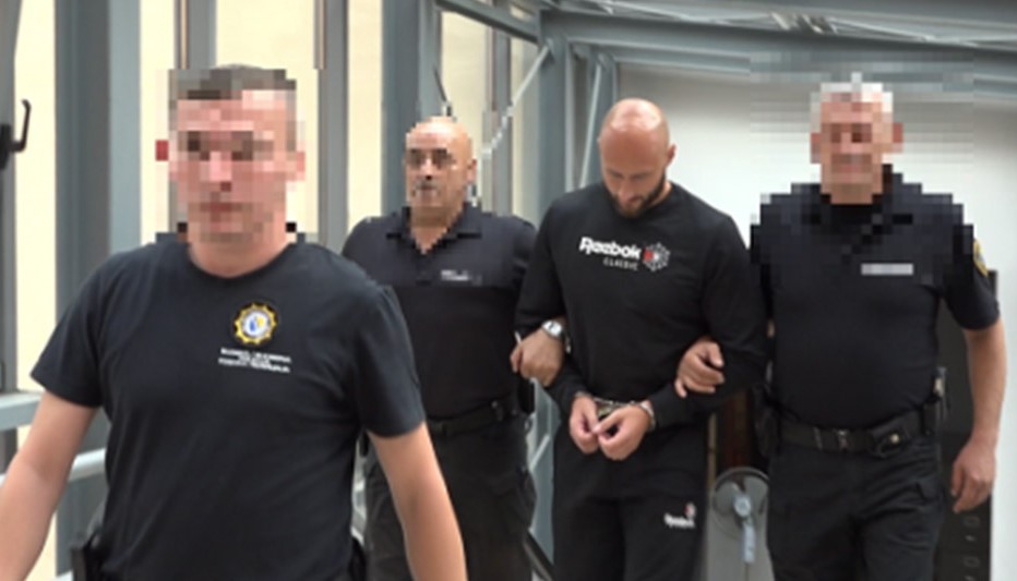 DETALJI UBISTVA NAČELNIKA PRIJEDORSKE KRIM POLICIJE Miljatović postavio kameru kod Bašićeve zgrade, pronađeni snimci
