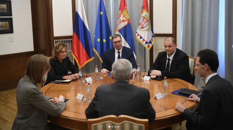 SASTANAK U BEOGRADU Vučić i Bocan-Harčenko o Kosmetu, dijalogu i ekonomskoj saradnji