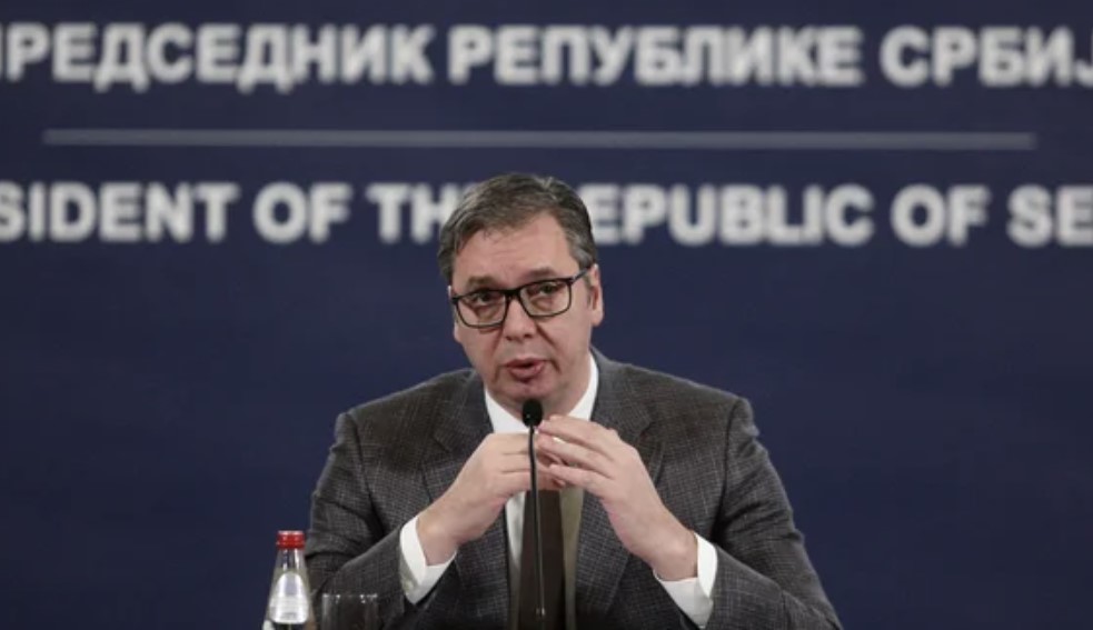 OČEKUJE SE OBRAĆANJE JAVNOSTI Sastanak Vučića i čelnika službi bezbjednosti