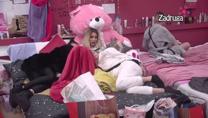 "ON JE NAJBOLJI ČOVJEK NA SVIJETU!" Aleks se raspitivala o Aninom bivšem mužu, pa SAZNALA detalje iz njihovog odnosa! (VIDEO)