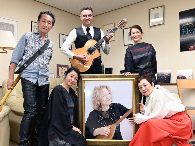 U SJEĆANJE NA JADRANKU STOJAKOVIĆ Koncert održan u Tokiju gdje je provela više od 20 godina
