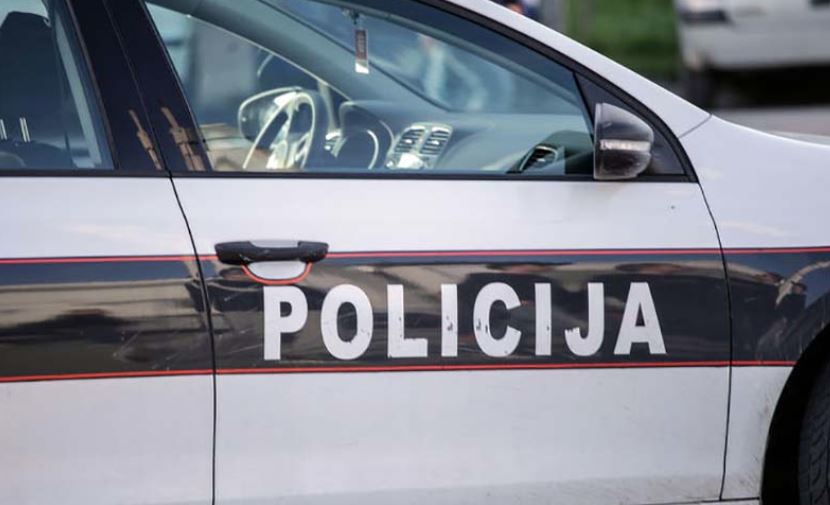 BOMBA JE BILA PRAVA! Uklonjena eksplozivna naprava iz dvorišta osnovne škole u Loznici