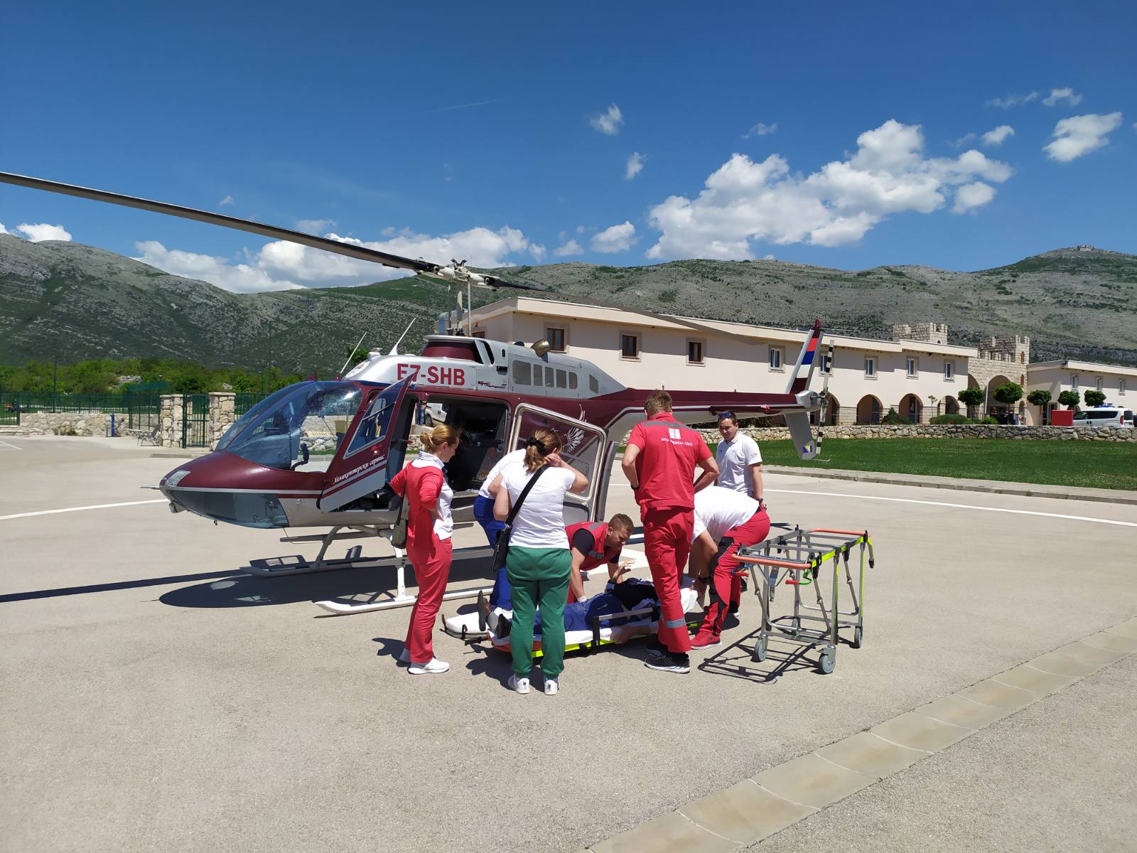 JOŠ JEDNA BRZA KOORDINACIJA I REAKCIJA HELIKOPTERSKOG SERVISA Uspješno izvršen veoma kompleksan vazdušni transport dvomjesečne bebe
