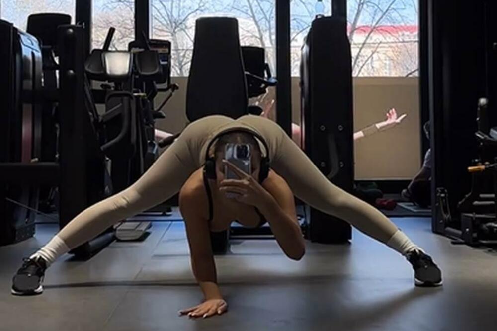 ZATEGNUTA KAO PRAĆKA! Teodora Džehverović snimkom iz teretane mami na grijeh - istakla zadnjicu, pa napravila pometnju (FOTO)