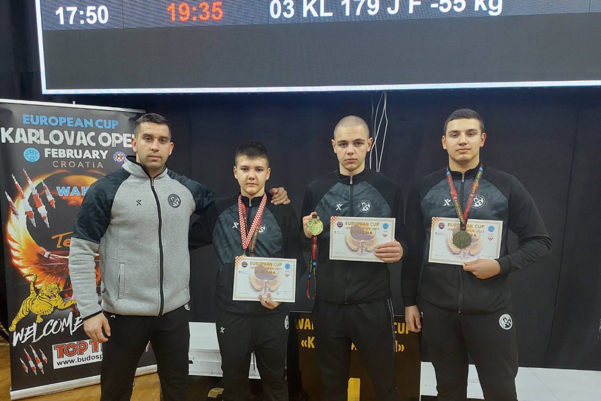 SJANI REZULTATI MLADIH SPORTISTA IZ RS Dva zlata i dvije bronze za kik boksere iz Laktaša