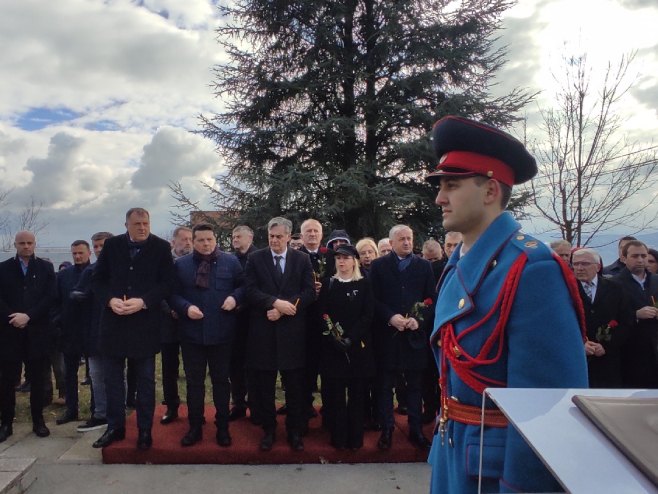 OBILJEŽENA GODIŠNJICA USTAŠKOG POKOLJA SRBA U DRAKULIĆU Pomen i sjećanje na mučki stradale žrtve
