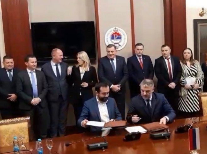 VRIJEDNOST RADOVA 128 MILIONA Potpisan ugovor o izgradnji bolnice u Trebinju, evo koliki će kapacitet imati