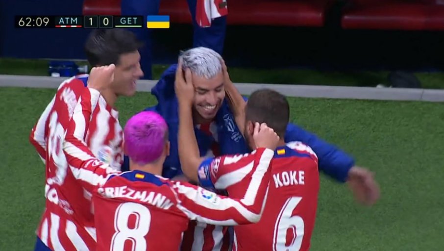 FUDBAL OVAKO NEŠTO JOŠ NIJE VIDIO: Svijet svjedočio jednom od najbizarnijih trenutaka u istoriji fudbala (VIDEO)