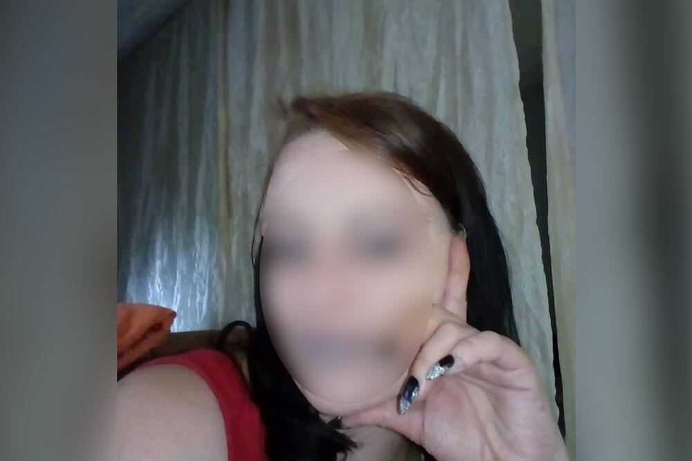 OVO JE ŽENA KOJA JE POKUŠALA DA UBIJE MOMKA Latila se noža, pa mu zadala nekoliko uboda: Nesrećnom mladiću se bore za život