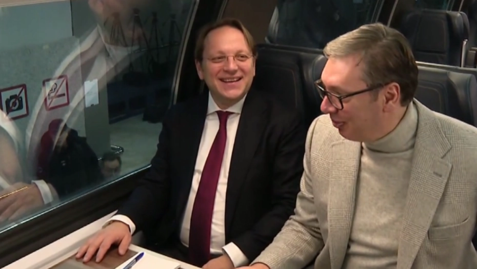 U PRISUSTVU VUČIĆA I VARHELJIJA Potpisan grant EU za brzu prugu Beograd-Niš