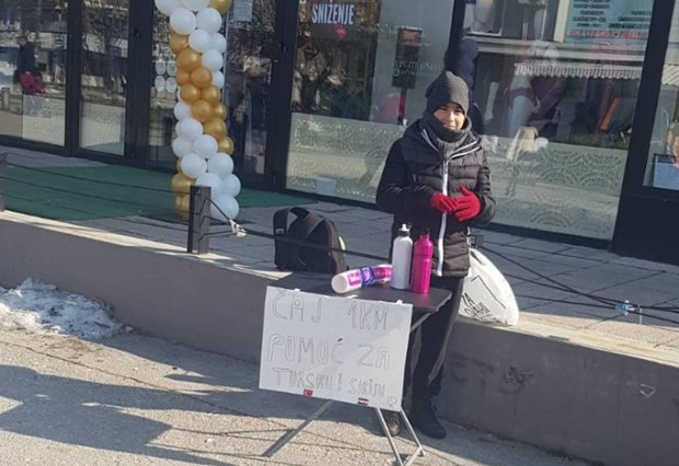DRAGA DUŠA Dječak prodaje čaj da skupi novac za narod Turske i Sirije: "Od djece učimo kako biti ljudi"