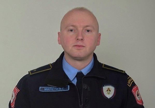 BIJELJINAC DOKAZ DA JE POLICIJA U SLUŽBI NARODA Goran Miletić sugrađaninu vratio novčanik sa 500 KM